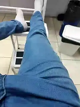 Snapshot of morenogatt chatting on February 2026 03:20:01 PM morenogatt online show from February 2026 03:20:01 PM