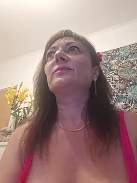 SaraGina online show from May 2026 07:55:02 PM
