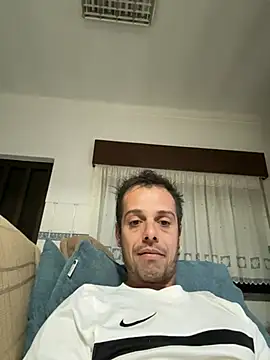 Snapshot of vieiratiago963 chatting on May 2026 10:15:02 PM vieiratiago963 online show from May 2026 10:15:02 PM