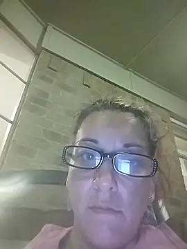 Snapshot of MissBella0969 chatting on April 2026 02:06:01 AM MissBella0969 online show from April 2026 02:06:01 AM