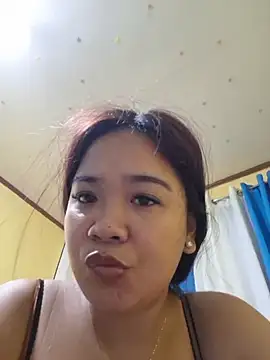 Snapshot of Polished_Princess chatting on March 2026 12:06:02 PM Polished Princess online show from March 2026 12:06:02 PM