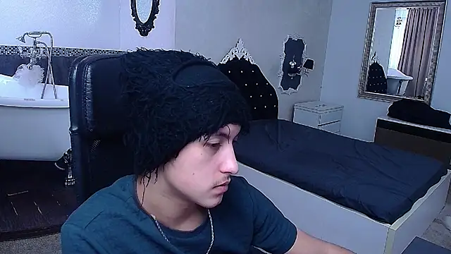 Snapshot of GriffinDane chatting on February 2026 06:26:01 AM GriffinDane online show from February 2026 06:26:01 AM