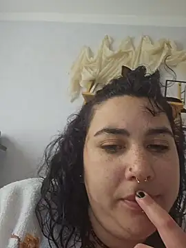 Snapshot of Deesse_luna chatting on April 2026 08:45:02 AM Deesse luna online show from April 2026 08:45:02 AM