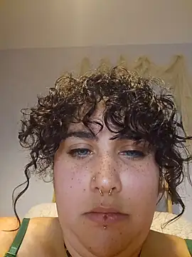 Snapshot of Deesse_luna chatting on April 2026 06:50:01 PM Deesse luna online show from April 2026 06:50:01 PM