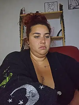 Snapshot of Deesse_luna chatting on June 2026 02:33:01 PM Deesse luna online show from June 2026 02:33:01 PM