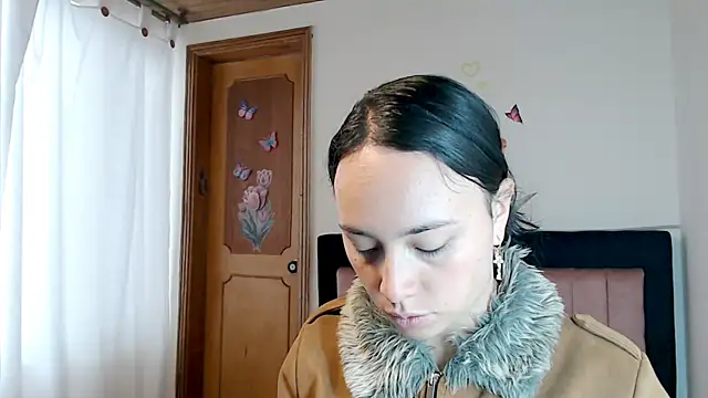 MARYXS1 online show from February 2026 12:49:01 PM