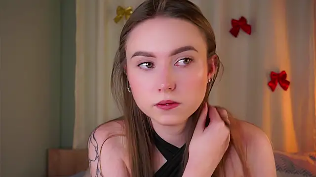 LorileeRuetz online show from February 2026 12:02:01 PM