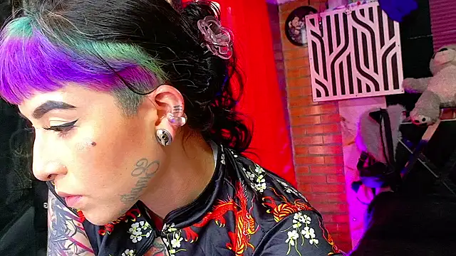 Snapshot of nova_kitttyy chatting on April 2026 10:04:01 PM nova kitttyy online show from April 2026 10:04:01 PM