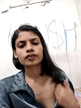 Colleage-girl online show from March 2026 06:46:02 PM