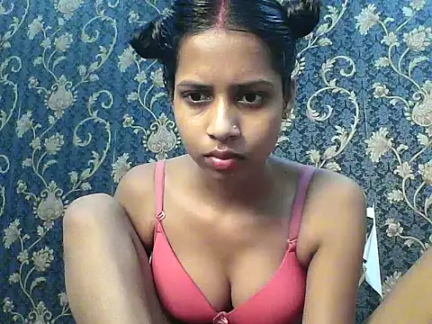 Snapshot of Rani1993 chatting on March 2026 04:39:01 AM Rani1993 online show from March 2026 04:39:01 AM