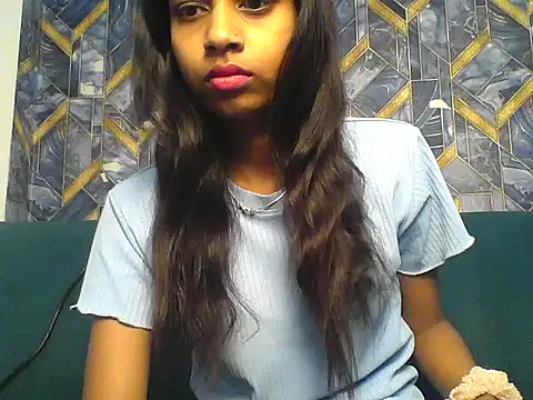 Snapshot of Rani1993 chatting on March 2026 06:33:01 PM Rani1993 online show from March 2026 06:33:01 PM