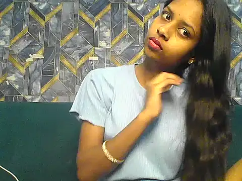 Snapshot of Rani1993 chatting on March 2026 05:28:01 PM Rani1993 online show from March 2026 05:28:01 PM