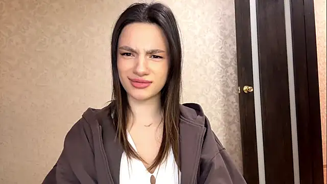 Kosandra k online show from February 2026 04:07:02 PM