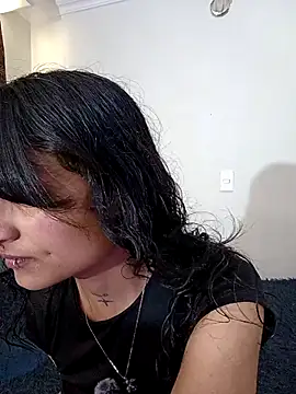 Snapshot of Lili__Clan chatting on April 2026 06:27:02 PM Lili Clan online show from April 2026 06:27:02 PM