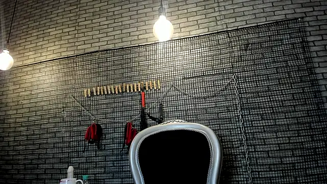 hillary bigbutt online show from March 2026 12:41:01 PM