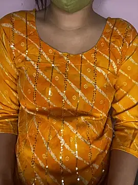 Snapshot of roshni_malhotra chatting on March 2026 01:20:02 AM roshni malhotra online show from March 2026 01:20:02 AM