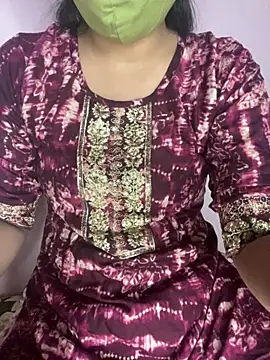 Snapshot of roshni_malhotra chatting on March 2026 10:20:01 PM roshni malhotra online show from March 2026 10:20:01 PM