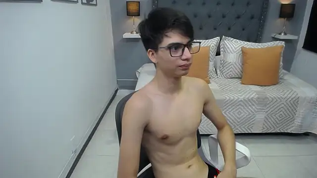 chris carterr online show from February 2026 01:01:02 PM