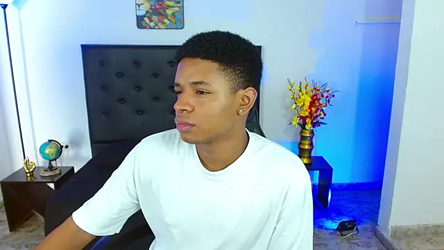 Snapshot of liiam3 chatting on April 2026 08:57:01 PM liiam3 online show from April 2026 08:57:01 PM