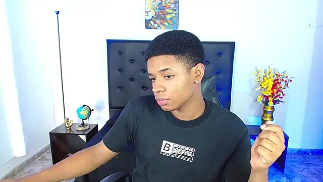 Snapshot of liiam3 chatting on April 2026 09:09:02 PM liiam3 online show from April 2026 09:09:02 PM