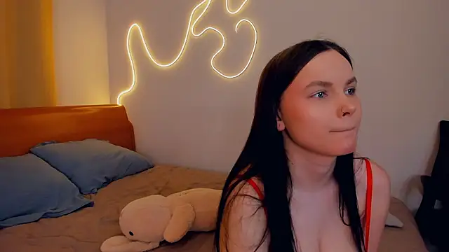 Snapshot of LeilaErcolani chatting on March 2026 08:16:01 PM LeilaErcolani online show from March 2026 08:16:01 PM