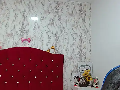 Ailanys Miller online show from February 2026 01:07:02 PM