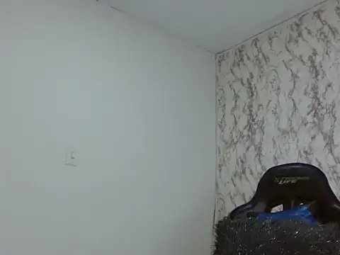 Ailanys Miller online show from February 2026 12:32:01 AM