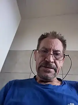 Snapshot of Costy601 chatting on April 2026 01:16:01 PM Costy601 online show from April 2026 01:16:01 PM