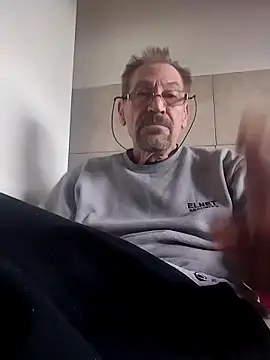 Snapshot of Costy601 chatting on April 2026 02:55:02 PM Costy601 online show from April 2026 02:55:02 PM