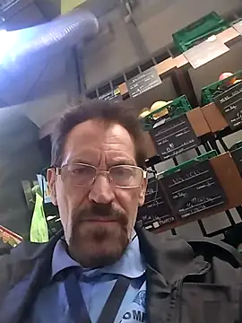 Snapshot of Costy601 chatting on April 2026 10:18:01 PM Costy601 online show from April 2026 10:18:01 PM