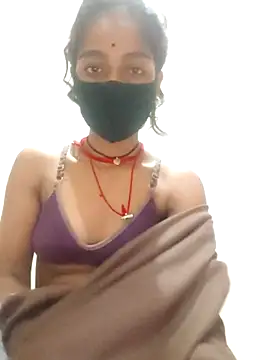Snapshot of Vidya_Balan143 chatting on July 2026 11:31:01 PM Vidya Balan143 online show from July 2026 11:31:01 PM