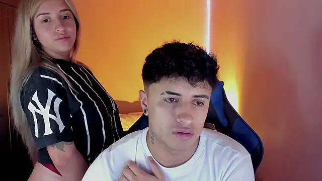 Snapshot of Jhon_Sara chatting on April 2026 11:49:02 PM Jhon Sara online show from April 2026 11:49:02 PM