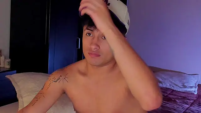 Snapshot of Jhon_Sara chatting on April 2026 09:39:01 PM Jhon Sara online show from April 2026 09:39:01 PM