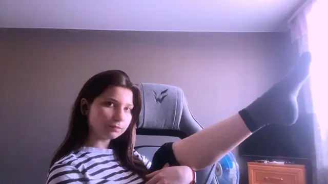 Snapshot of LunnaBliss chatting on March 2026 12:21:01 PM LunnaBliss online show from March 2026 12:21:01 PM