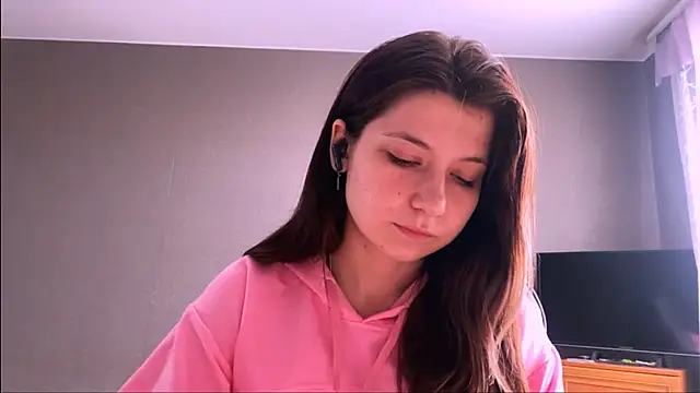 Snapshot of LunnaBliss chatting on March 2026 01:22:02 PM LunnaBliss online show from March 2026 01:22:02 PM