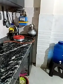 slim figure08 online show from July 2026 11:51:01 PM