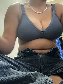 meenu cuties online show from March 2026 02:15:01 AM