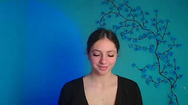 KissMeJulia online show from April 2026 05:29:02 AM