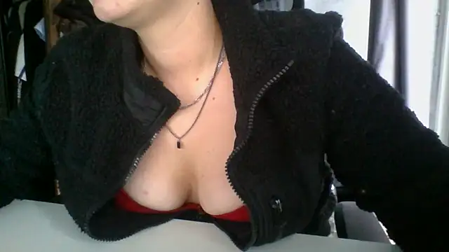 Snapshot of Geileboef28 chatting on July 2026 08:55:02 AM Geileboef28 online show from July 2026 08:55:02 AM