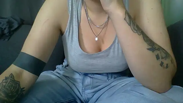 Snapshot of Geileboef28 chatting on July 2026 12:12:02 PM Geileboef28 online show from July 2026 12:12:02 PM