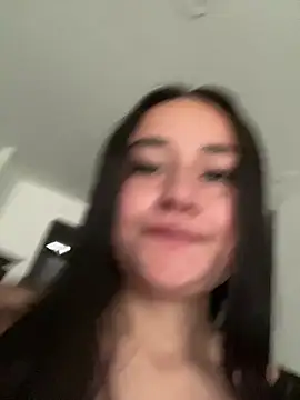 Sofia-squir online show from April 2026 11:47:01 AM