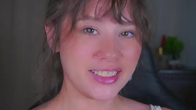 Snapshot of SherryBoone chatting on June 2026 06:39:01 PM SherryBoone online show from June 2026 06:39:01 PM