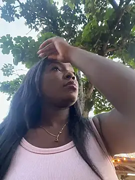 ZarahFerreira online show from March 2026 10:48:01 PM