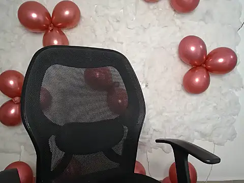 Snapshot of Cute_Liza0 chatting on February 2026 01:53:02 PM Cute Liza0 online show from February 2026 01:53:02 PM