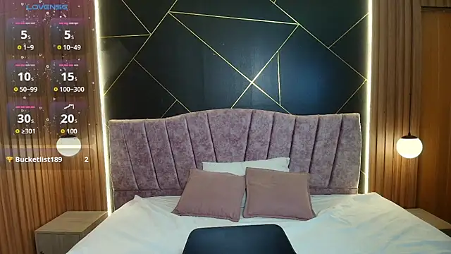 MoriahStorm online show from March 2026 12:23:01 PM