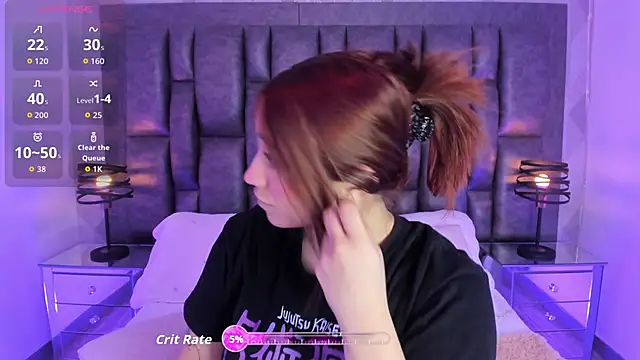 Snapshot of CloeDawson chatting on April 2026 12:17:02 PM CloeDawson online show from April 2026 12:17:02 PM