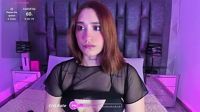 Snapshot of CloeDawson chatting on April 2026 12:18:01 PM CloeDawson online show from April 2026 12:18:01 PM