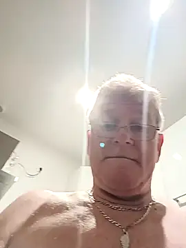 Snapshot of olivbisoumis chatting on March 2026 06:10:01 AM olivbisoumis online show from March 2026 06:10:01 AM