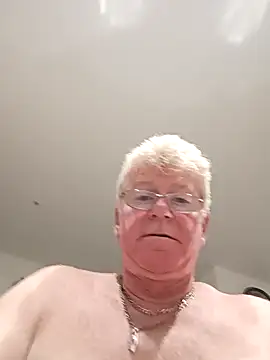 Snapshot of olivbisoumis chatting on March 2026 04:46:01 AM olivbisoumis online show from March 2026 04:46:01 AM