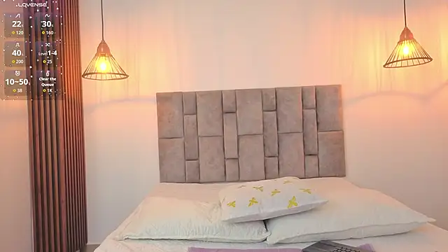 anastasiacole  online show from April 2026 07:48:01 PM